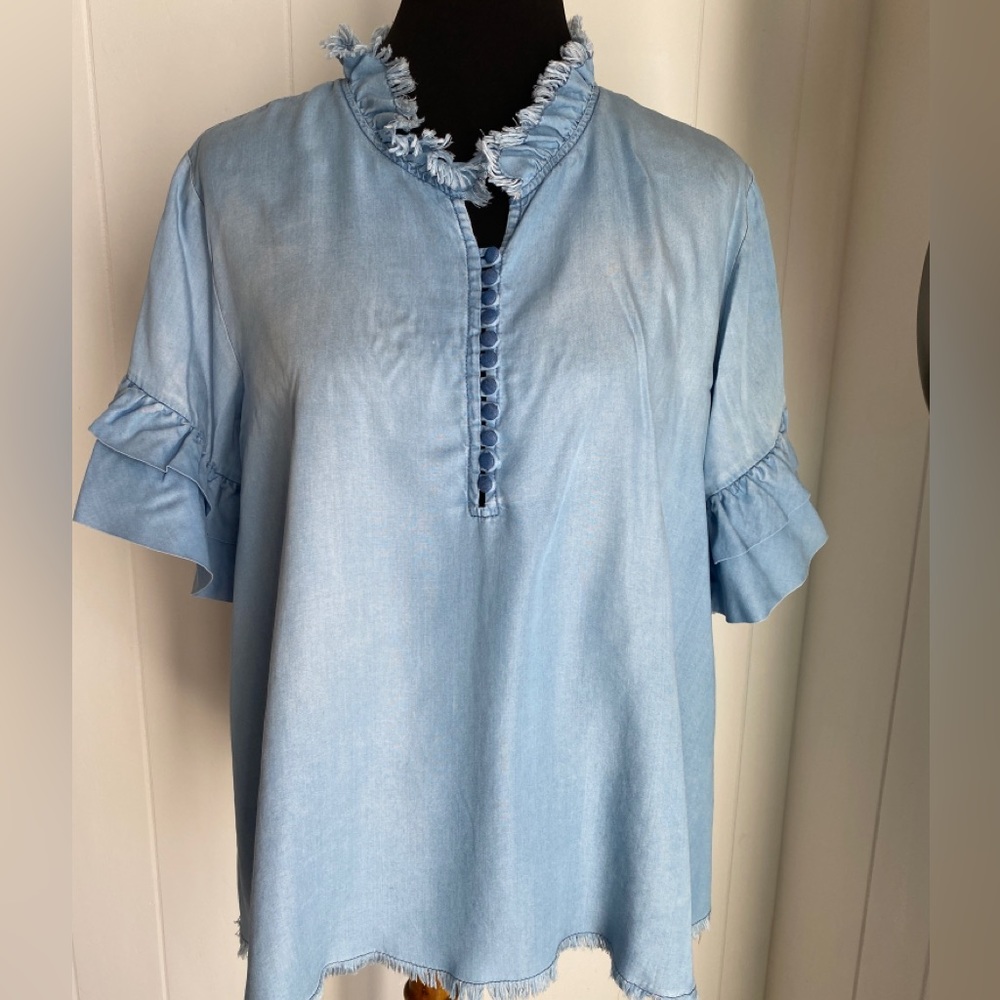 Altar’d State Women’s Chambray Top. Frayed Bottom Ruffled Sleeves | Size S